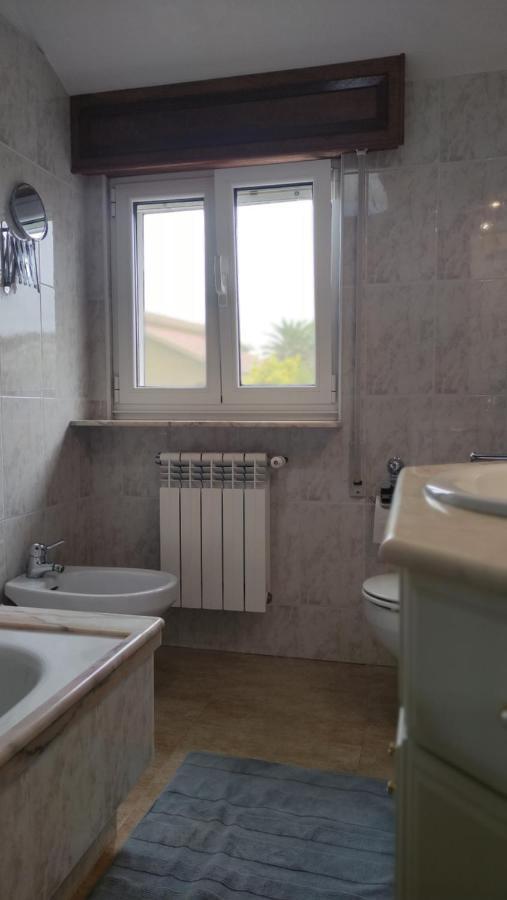 Casa Completa - Camino Dos Faros - Atlantico Malpica Appartement Buitenkant foto